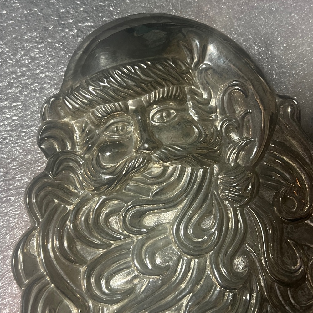 International Silver Company Santa Claus candy trinket dish - Picture 7 of 8